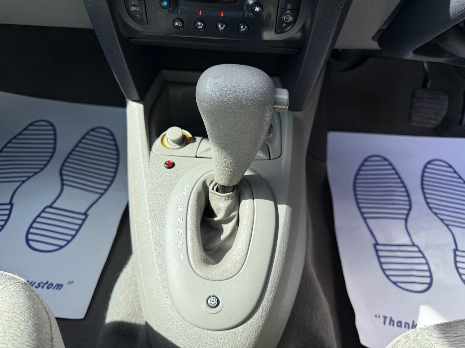 Used Renault Clio 2001 for sale - 78197925: Photo 13