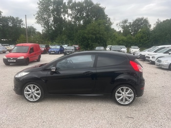 Used Ford Fiesta 2015 for sale - 78908774: Photo