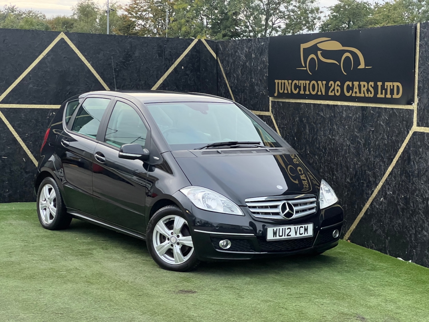 Used Mercedes-Benz A-Class 2012 for sale - 76197244: Photo 1