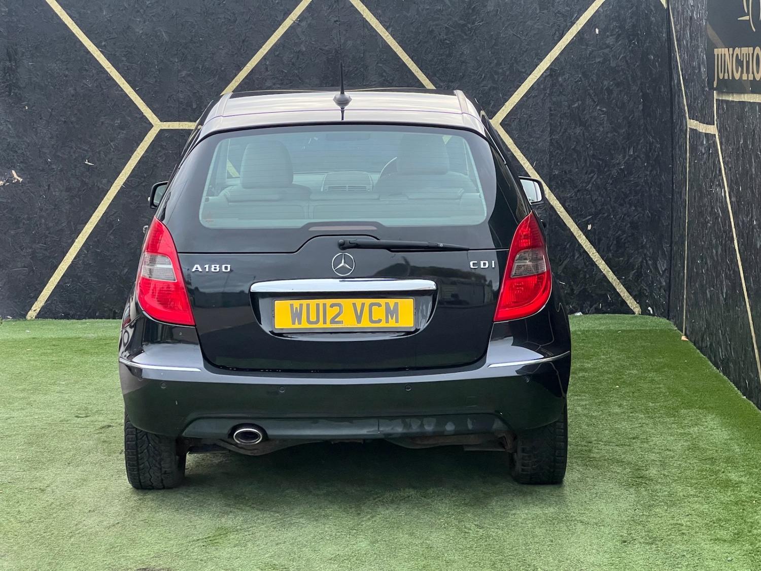 Used Mercedes-Benz A-Class 2012 for sale - 76197244: Photo 4