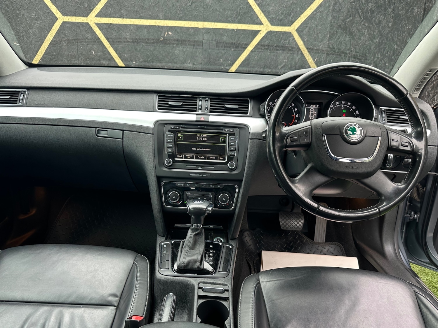 Used Skoda Superb 2012 for sale - 76302002: Photo 8