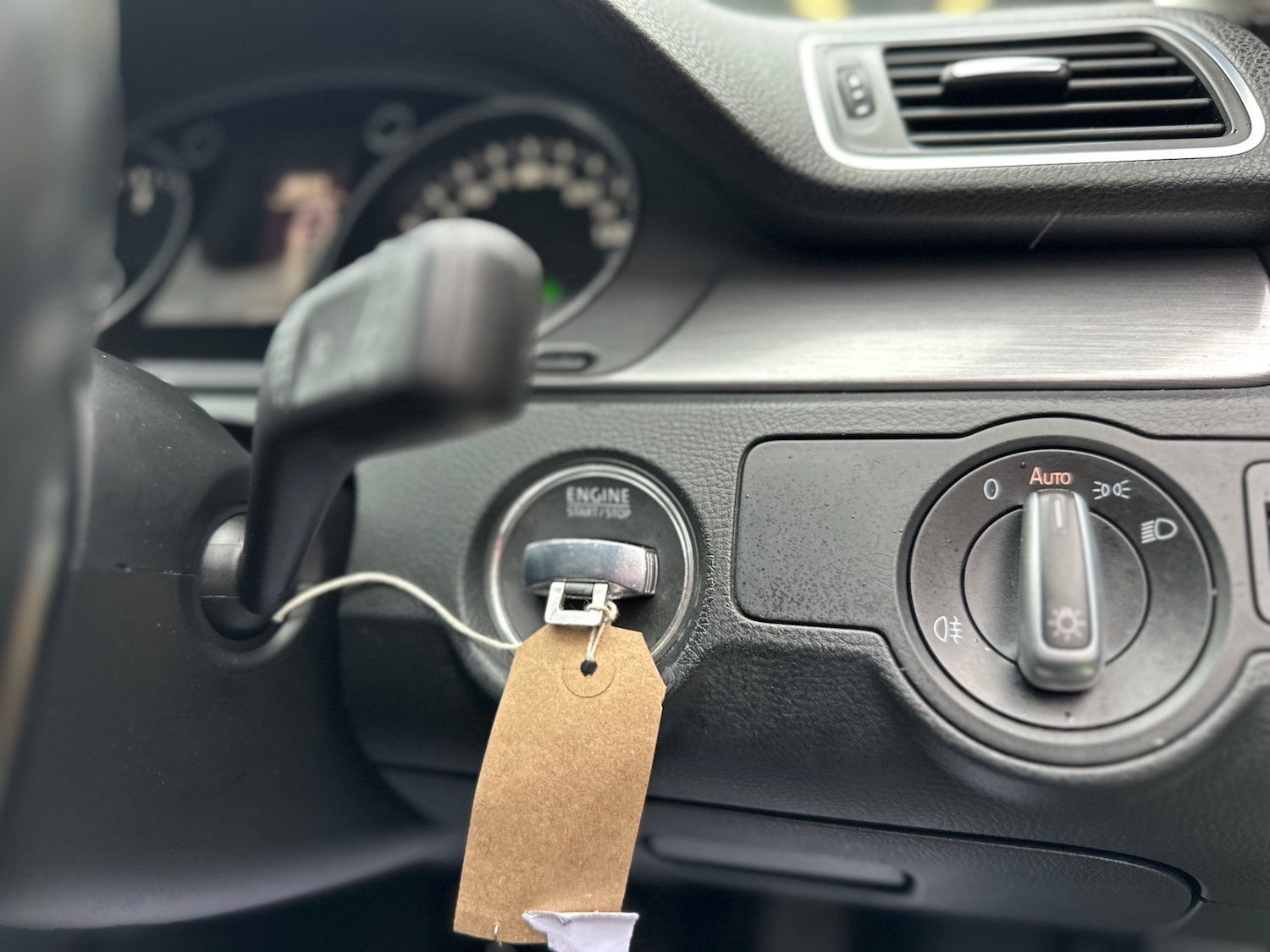 Used Volkswagen Passat 2012 for sale - 77300535: Photo 15