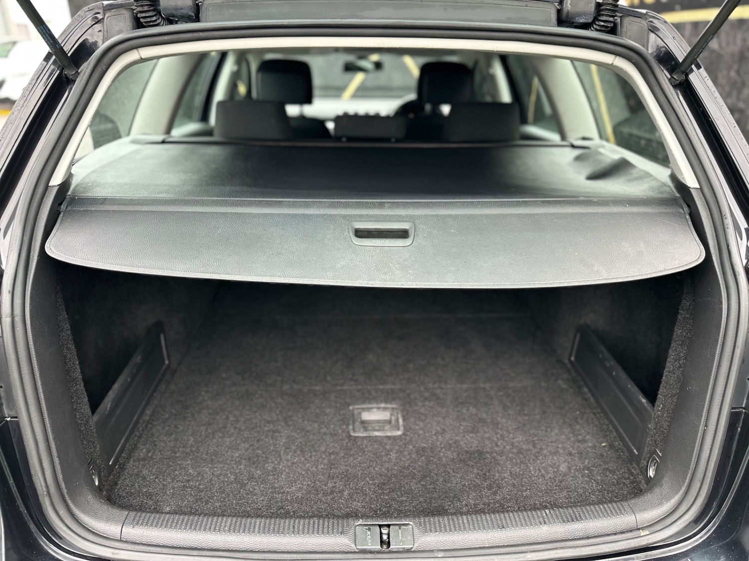 Used Volkswagen Passat 2012 for sale - 77300535: Photo 16