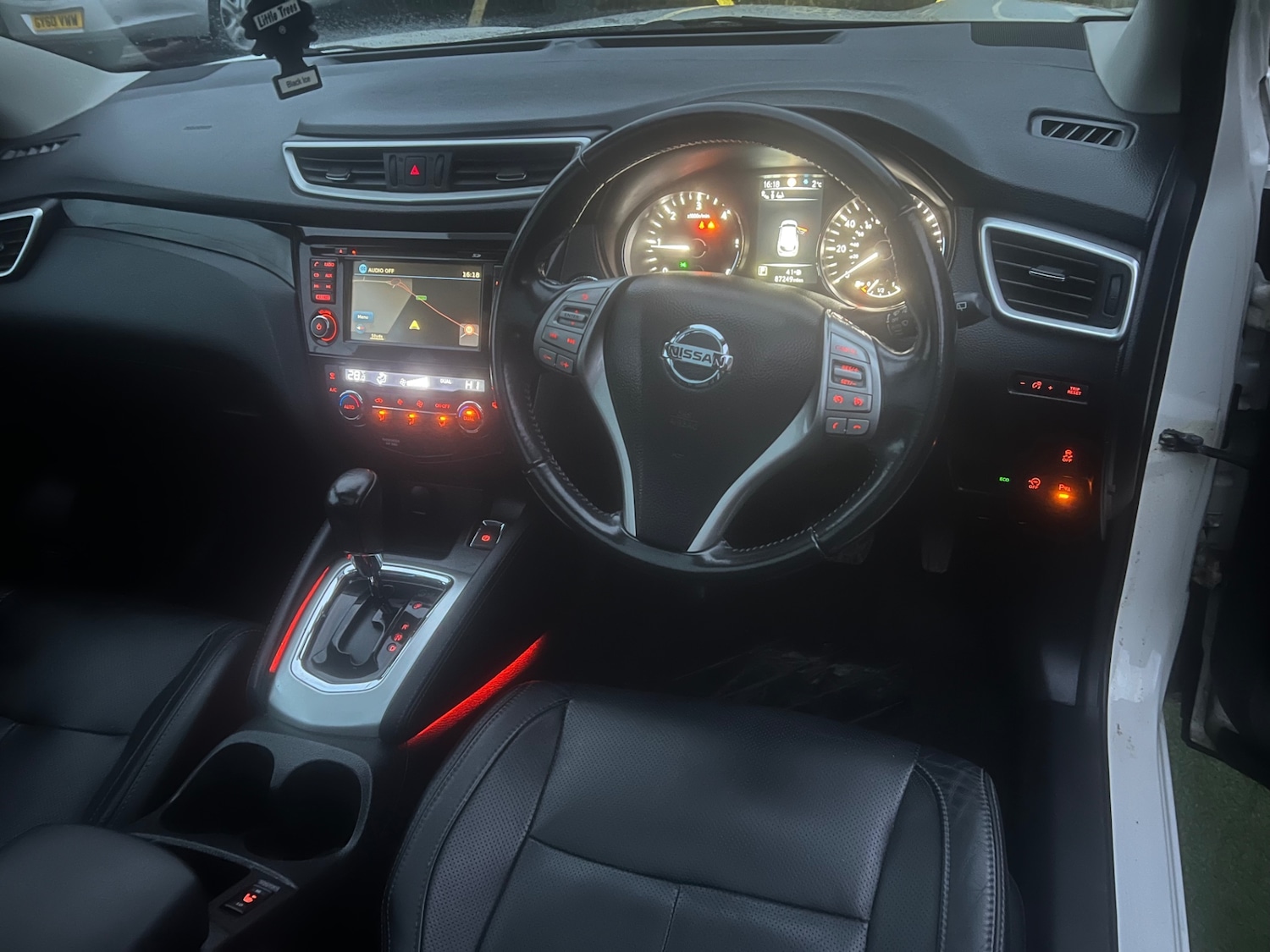 Used Nissan Qashqai 2014 for sale - 77116286: Photo 10