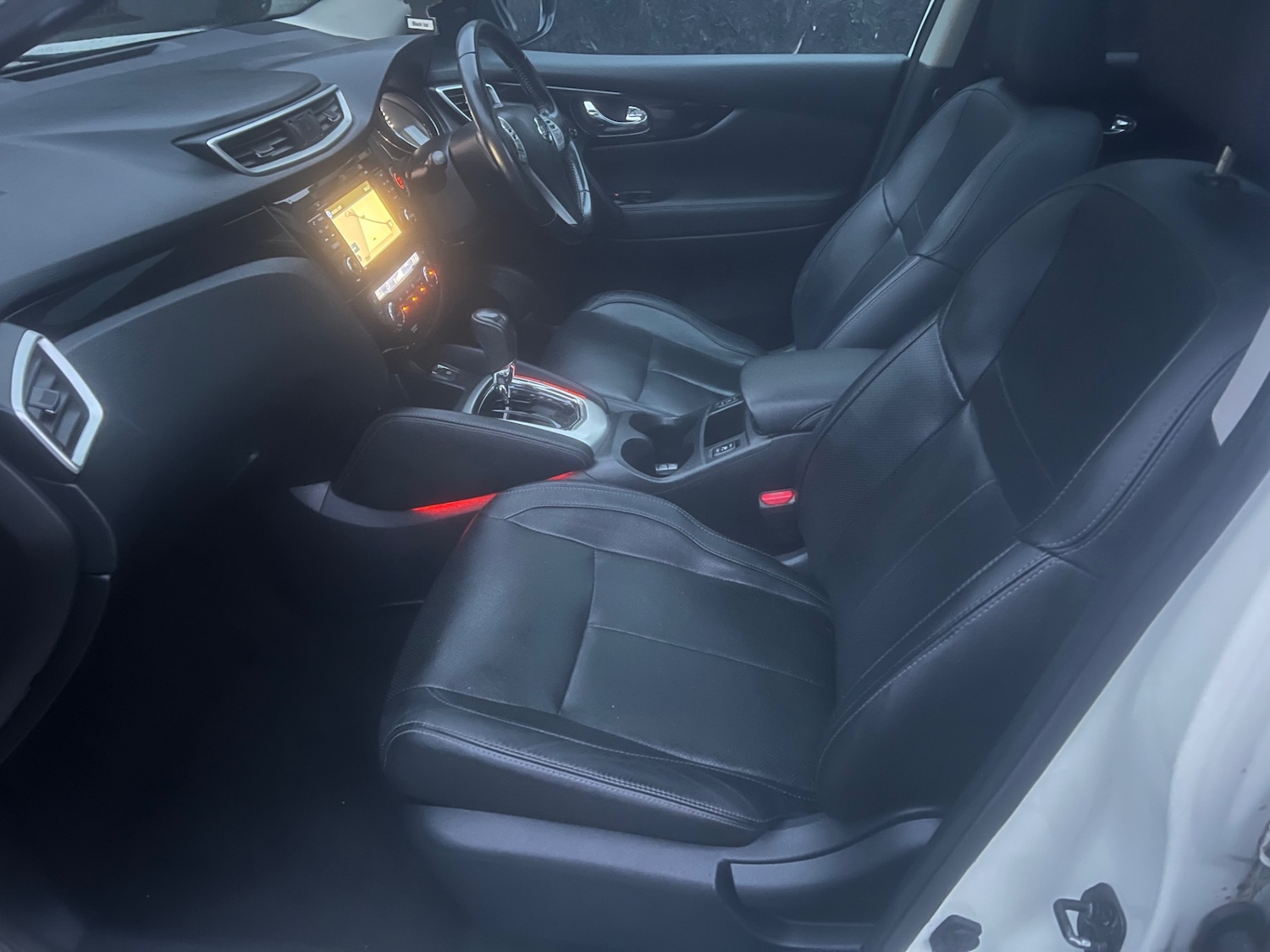 Used Nissan Qashqai 2014 for sale - 77116286: Photo 6