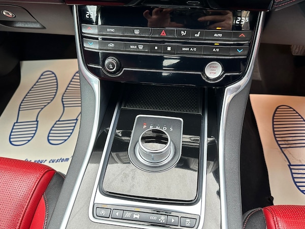 Used Jaguar XE 2016 for sale - 75138098: Photo 12