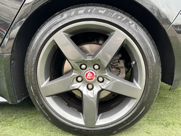 Used Jaguar XE 2016 for sale - 75138098: Photo 17