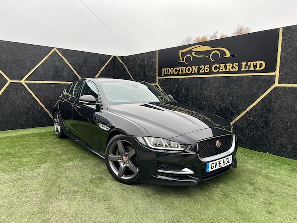 Used Jaguar XE 2016 for sale - 75138098: Photo 1