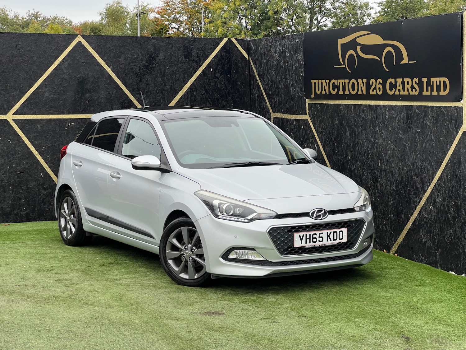 Used Hyundai i20 2015 for sale - 76253419: Photo 1