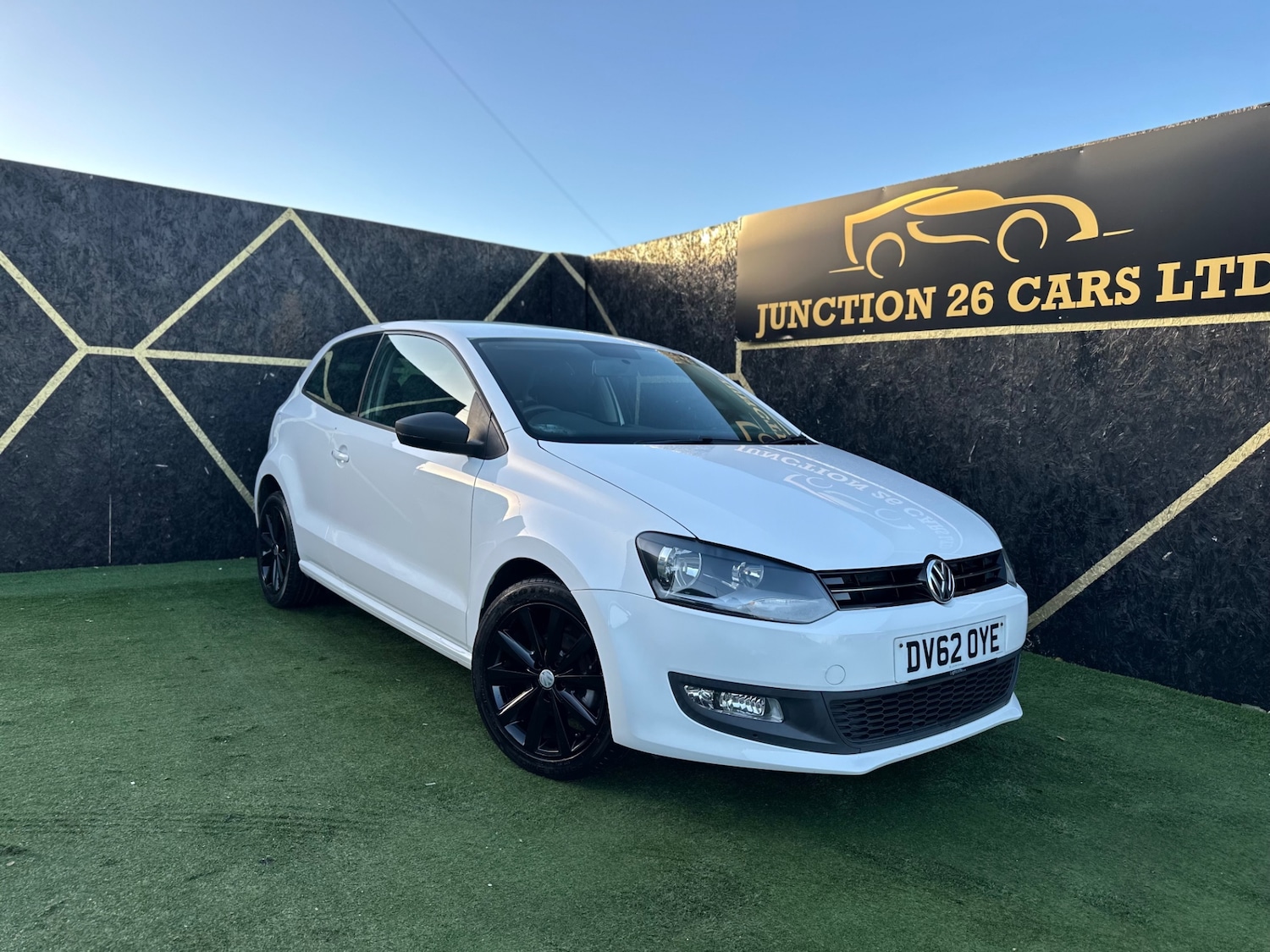 Used Volkswagen Polo 2012 for sale - 76600185: Photo 1