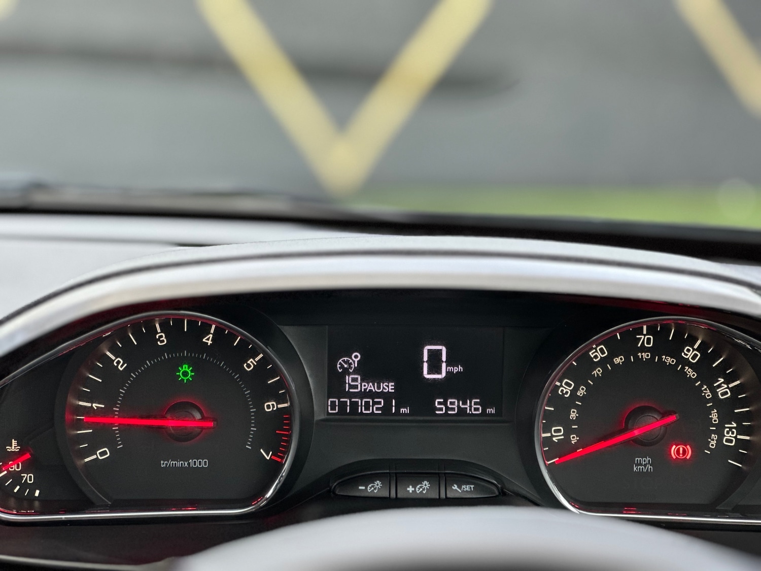 Used Peugeot 208 2015 for sale - 77775248: Photo 15