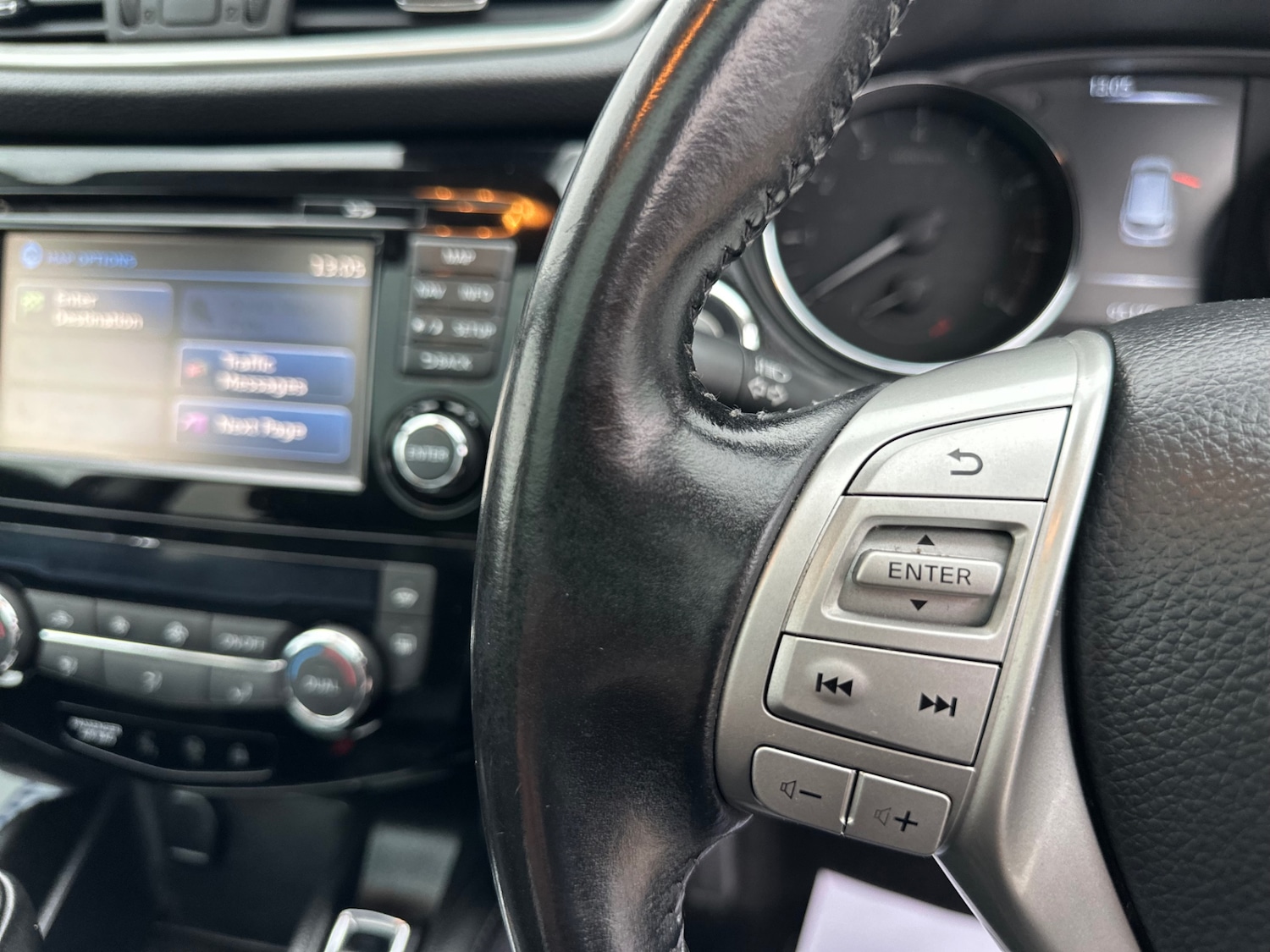 Used Nissan Qashqai 2016 for sale - 77271936: Photo 17