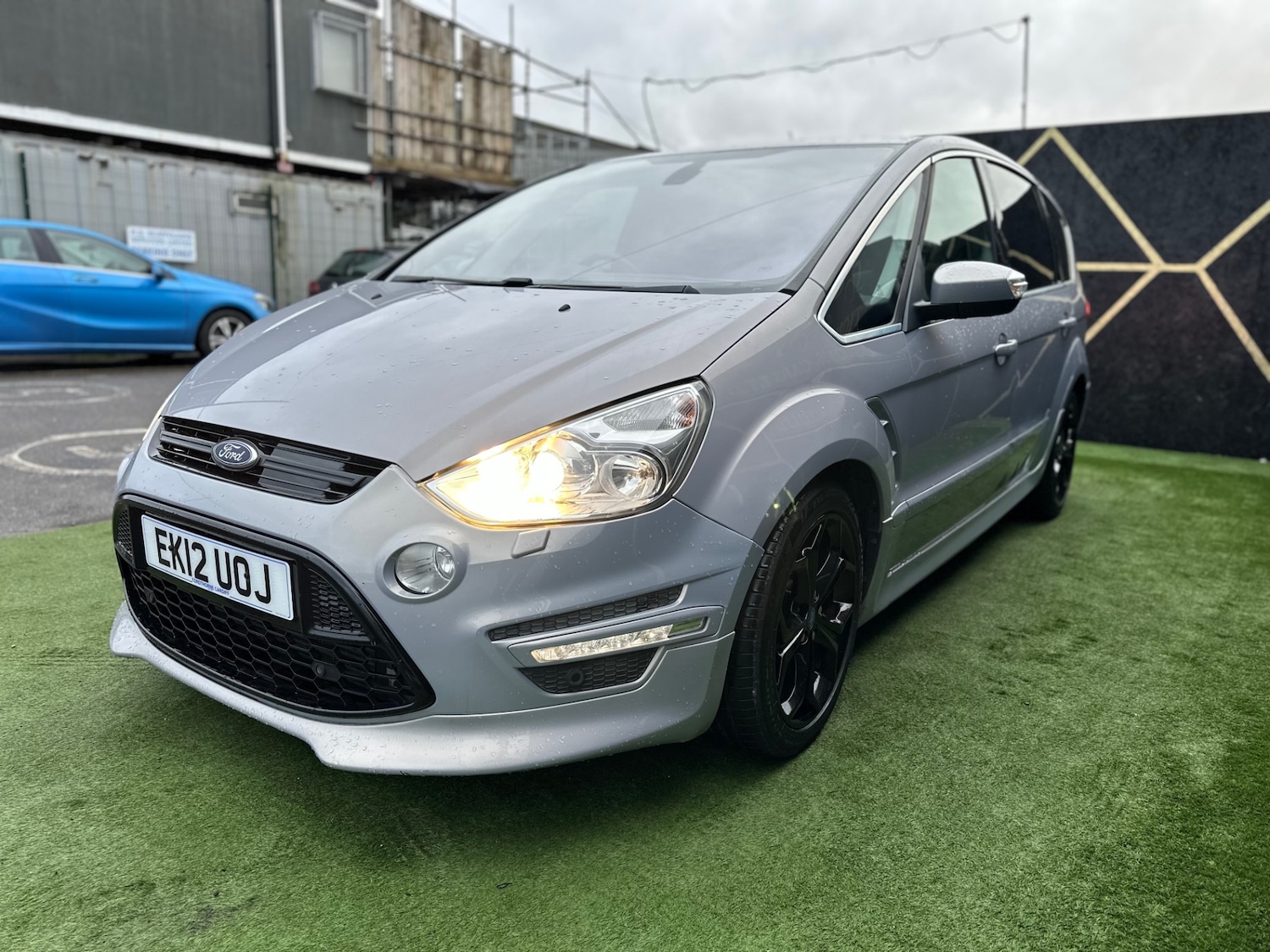 Used Ford S-Max 2012 for sale - 76970083: Photo 3