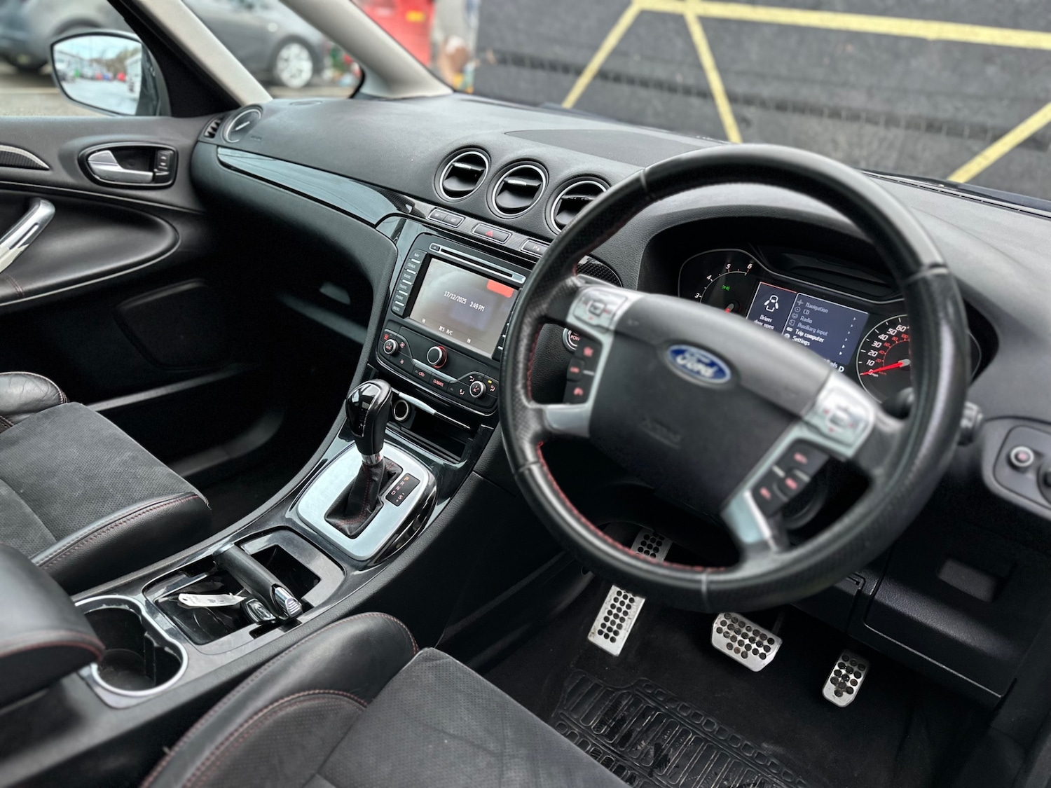 Used Ford S-Max 2012 for sale - 76970083: Photo 5