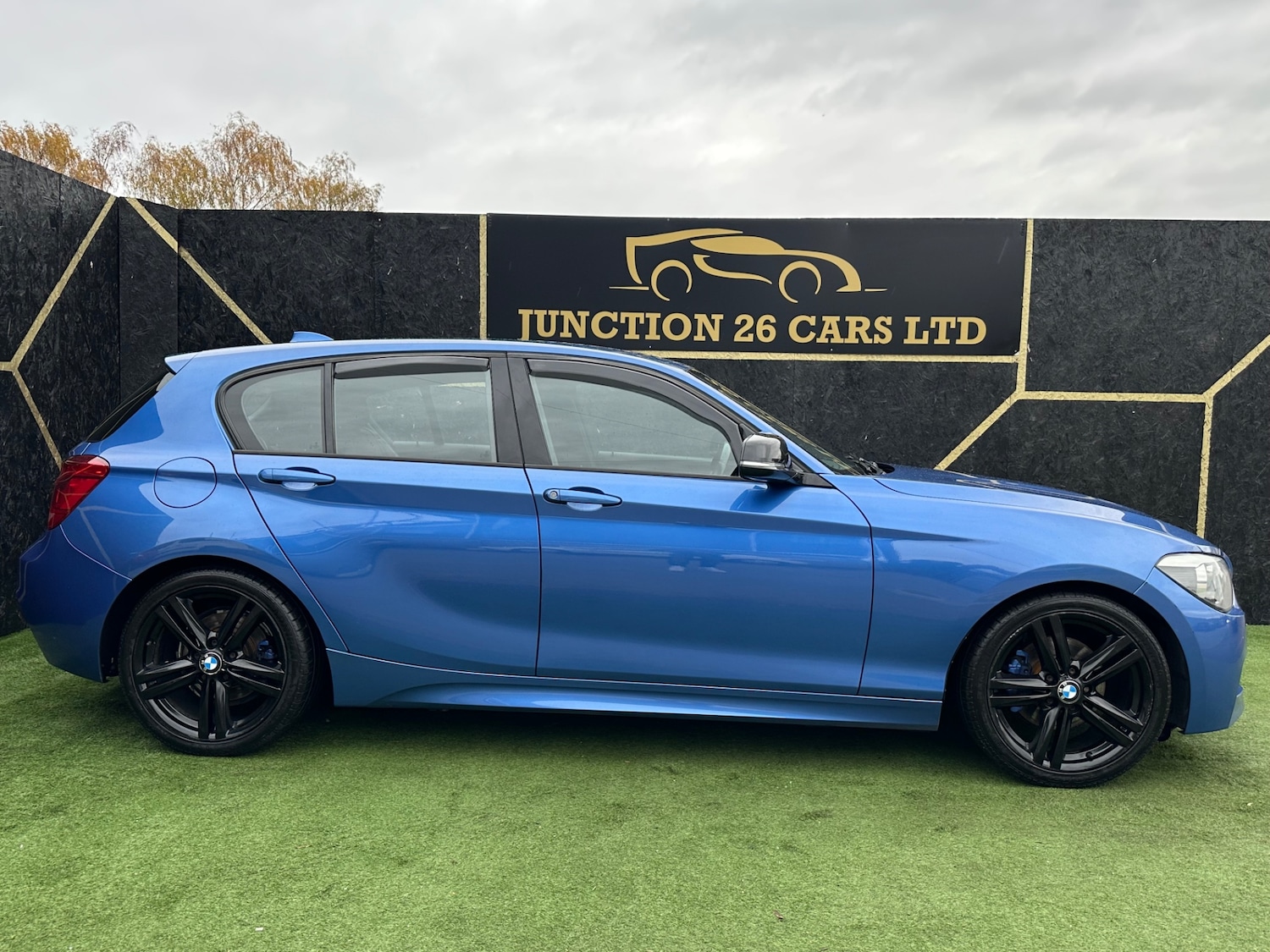 Used BMW 1 Series 2012 for sale - 76465971: Photo 2