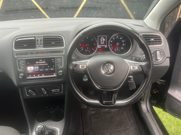 Used Volkswagen Polo 2015 for sale - 76253154: Photo 11