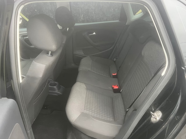 Used Volkswagen Polo 2015 for sale - 76253154: Photo 7