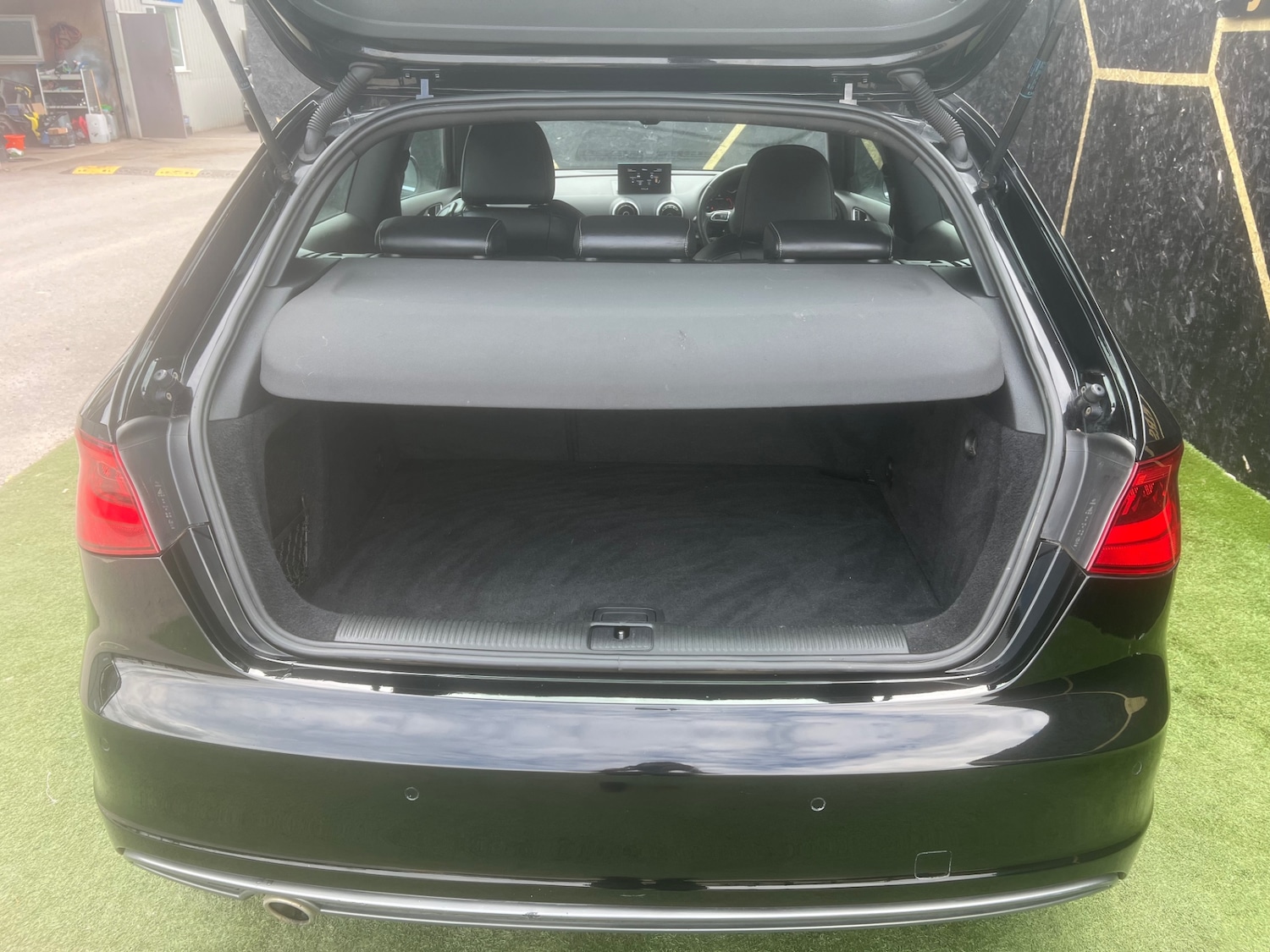 Vehicle 19