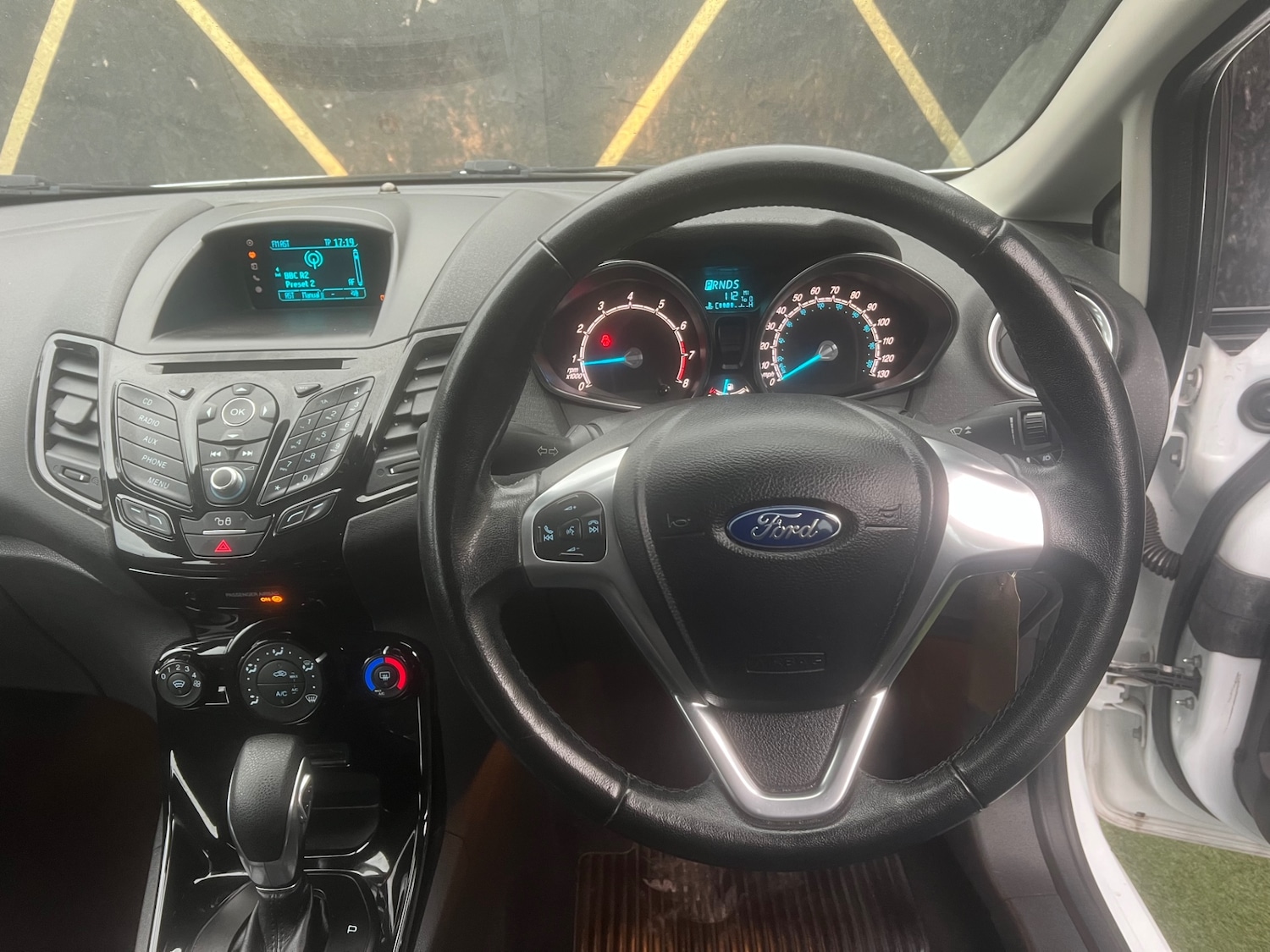 Used Ford Fiesta 2015 for sale - 78001072: Photo 11
