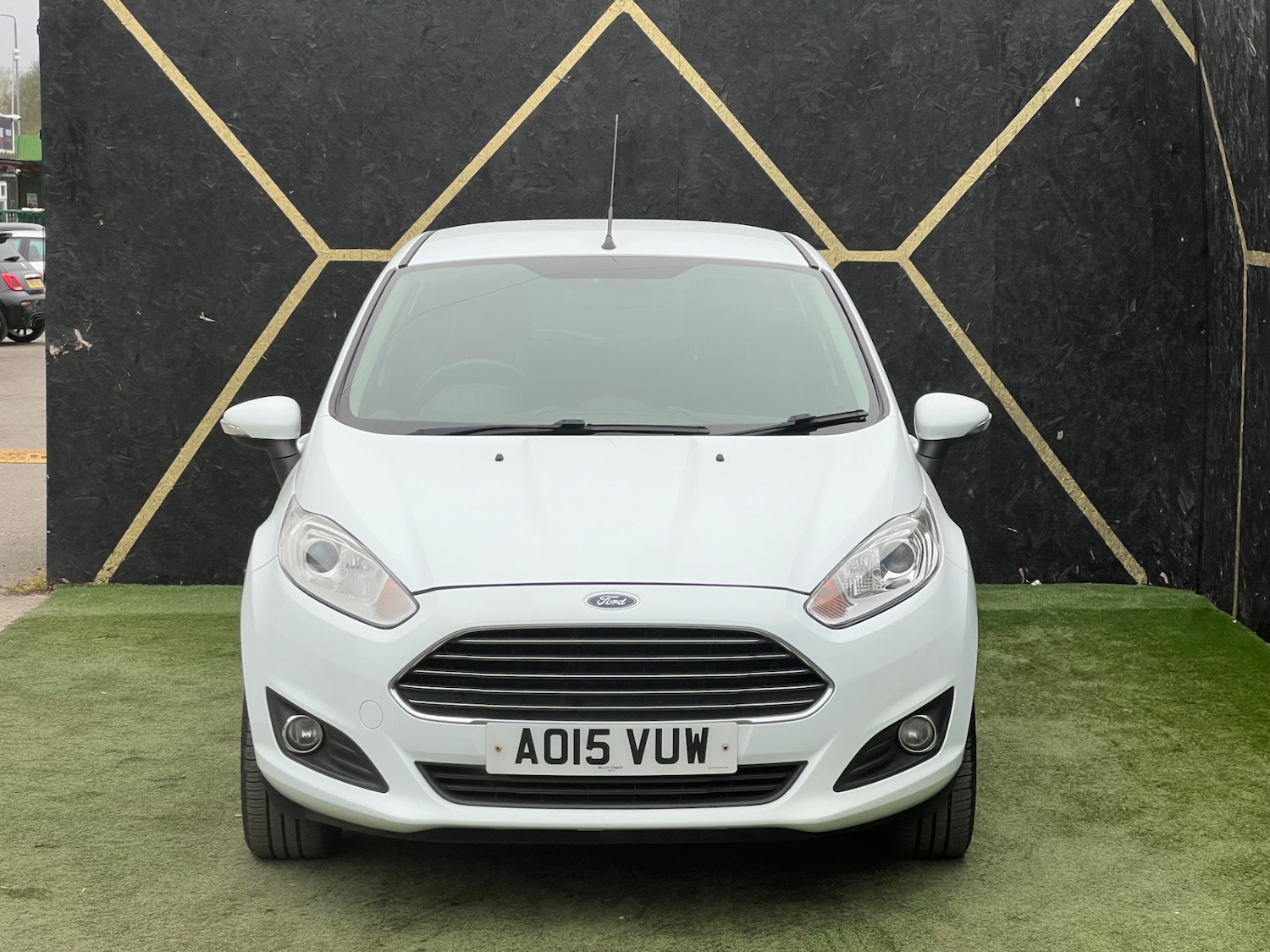 Used Ford Fiesta 2015 for sale - 78001072: Photo 3