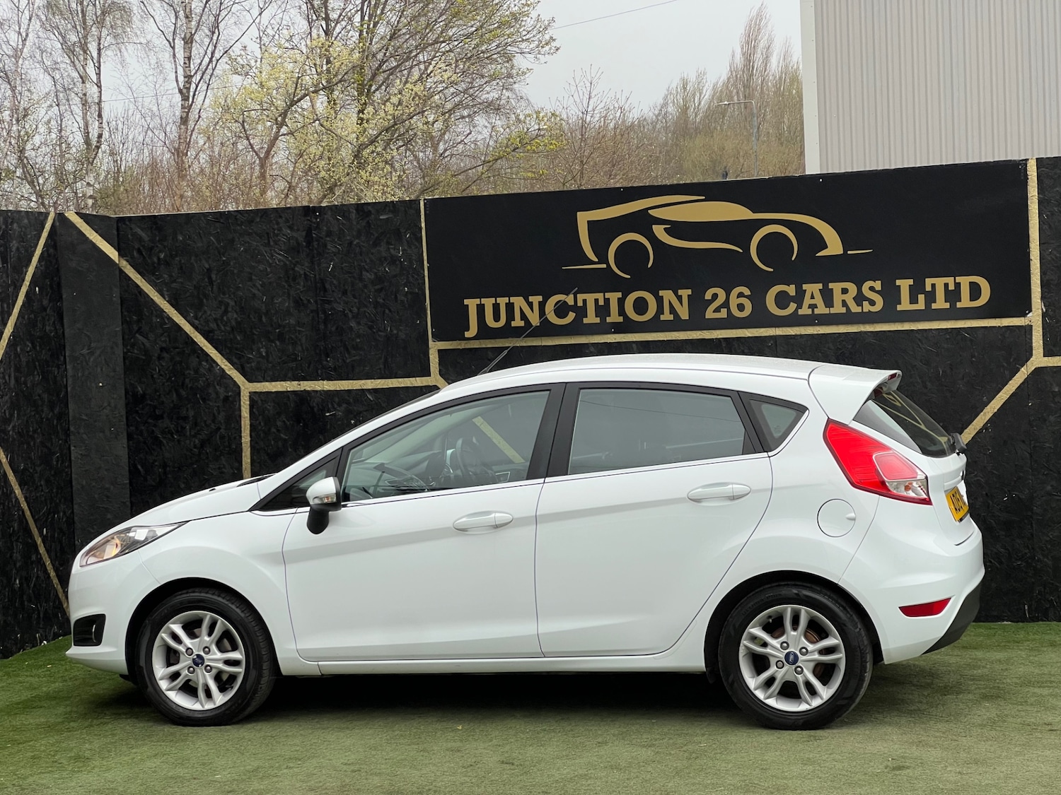 Used Ford Fiesta 2015 for sale - 78001072: Photo 5