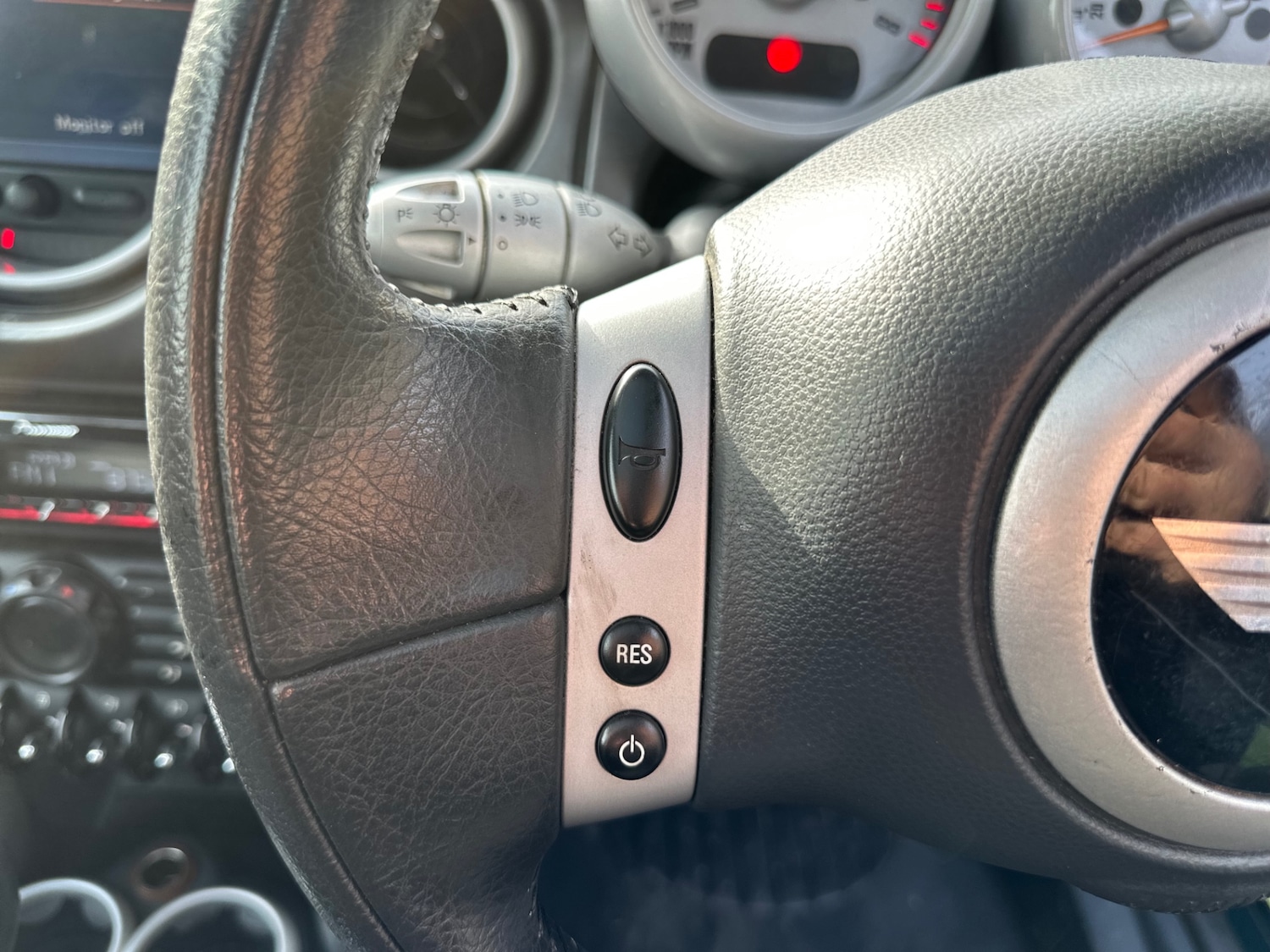 Used MINI Hatch 2002 for sale - 77760837: Photo 14