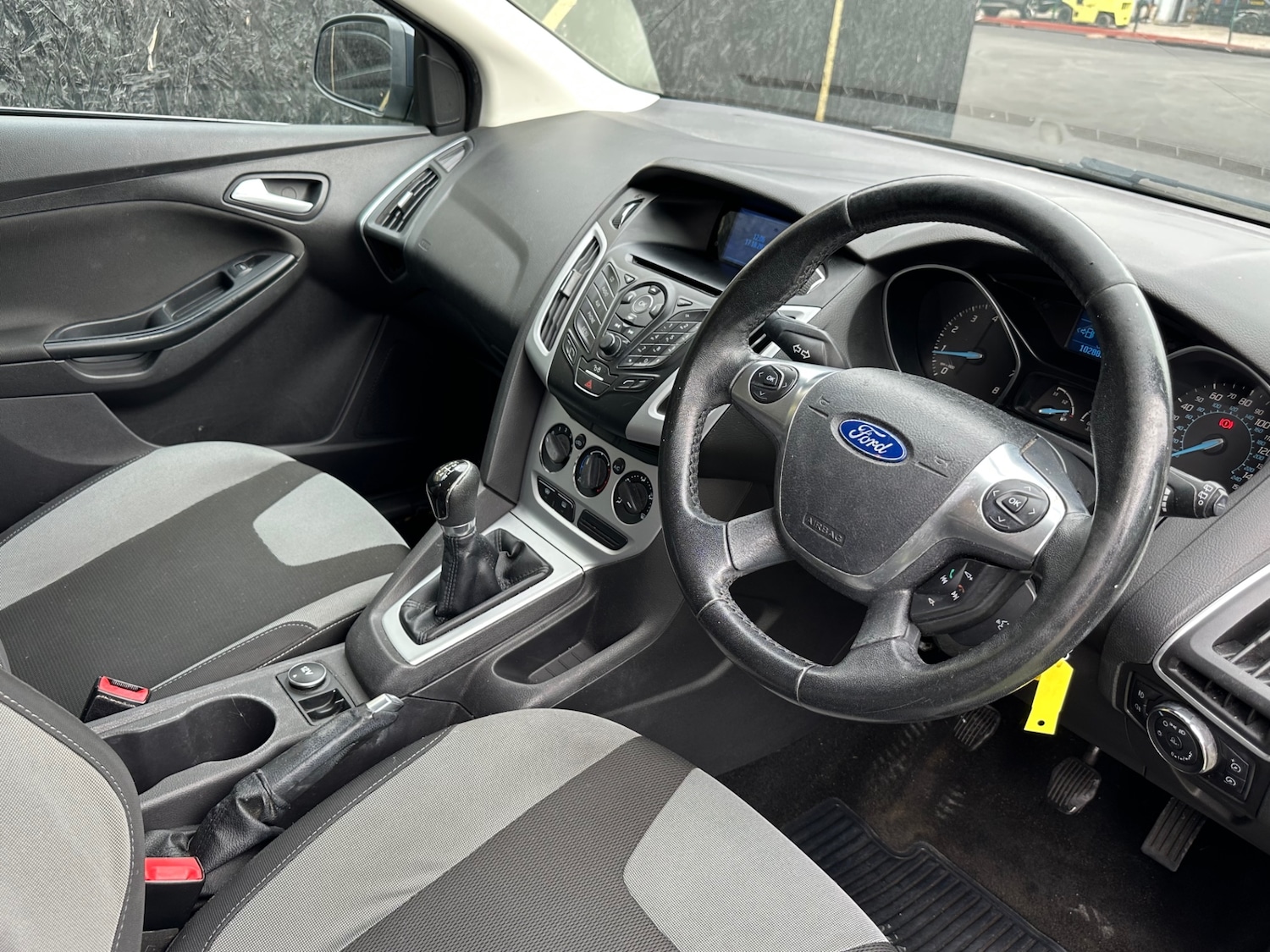 Used Ford Focus 2012 for sale - 76302568: Photo 3