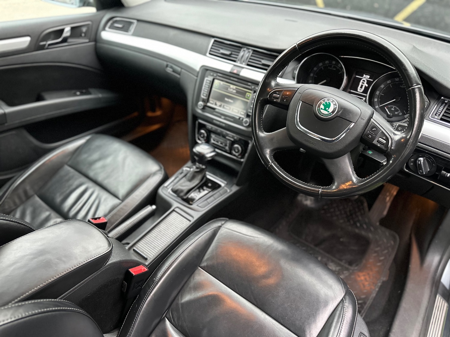 Used Skoda Superb 2012 for sale - 77638814: Photo 6