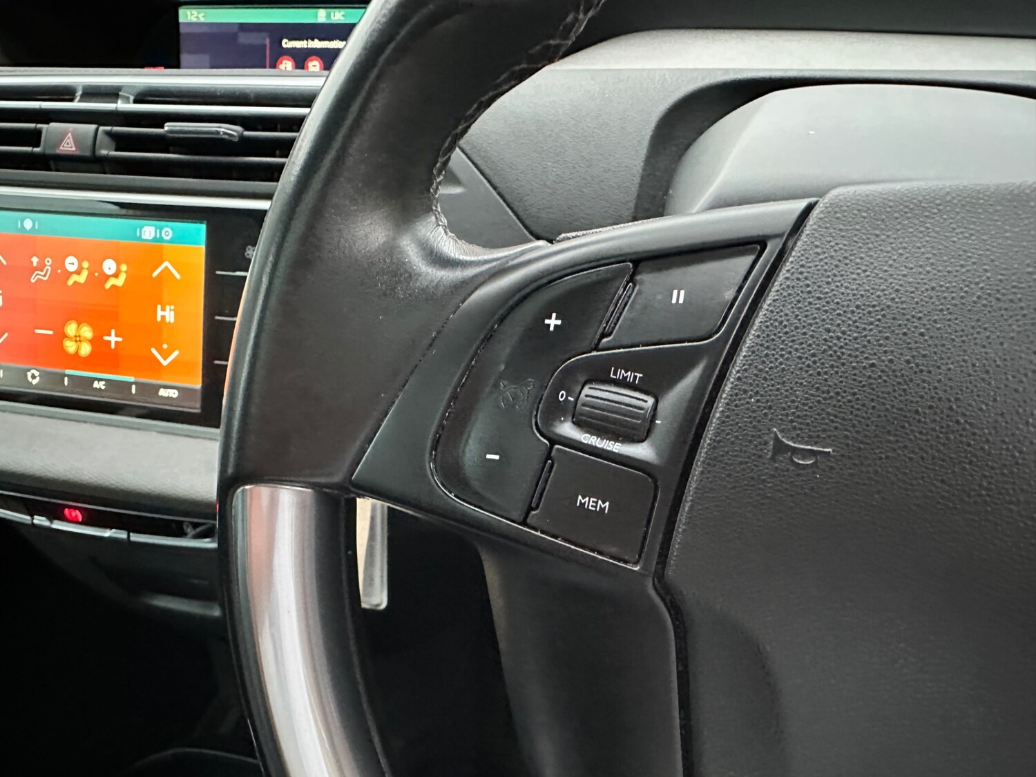 Used Citroen C4 Picasso 2017 for sale - 76268217: Photo 16