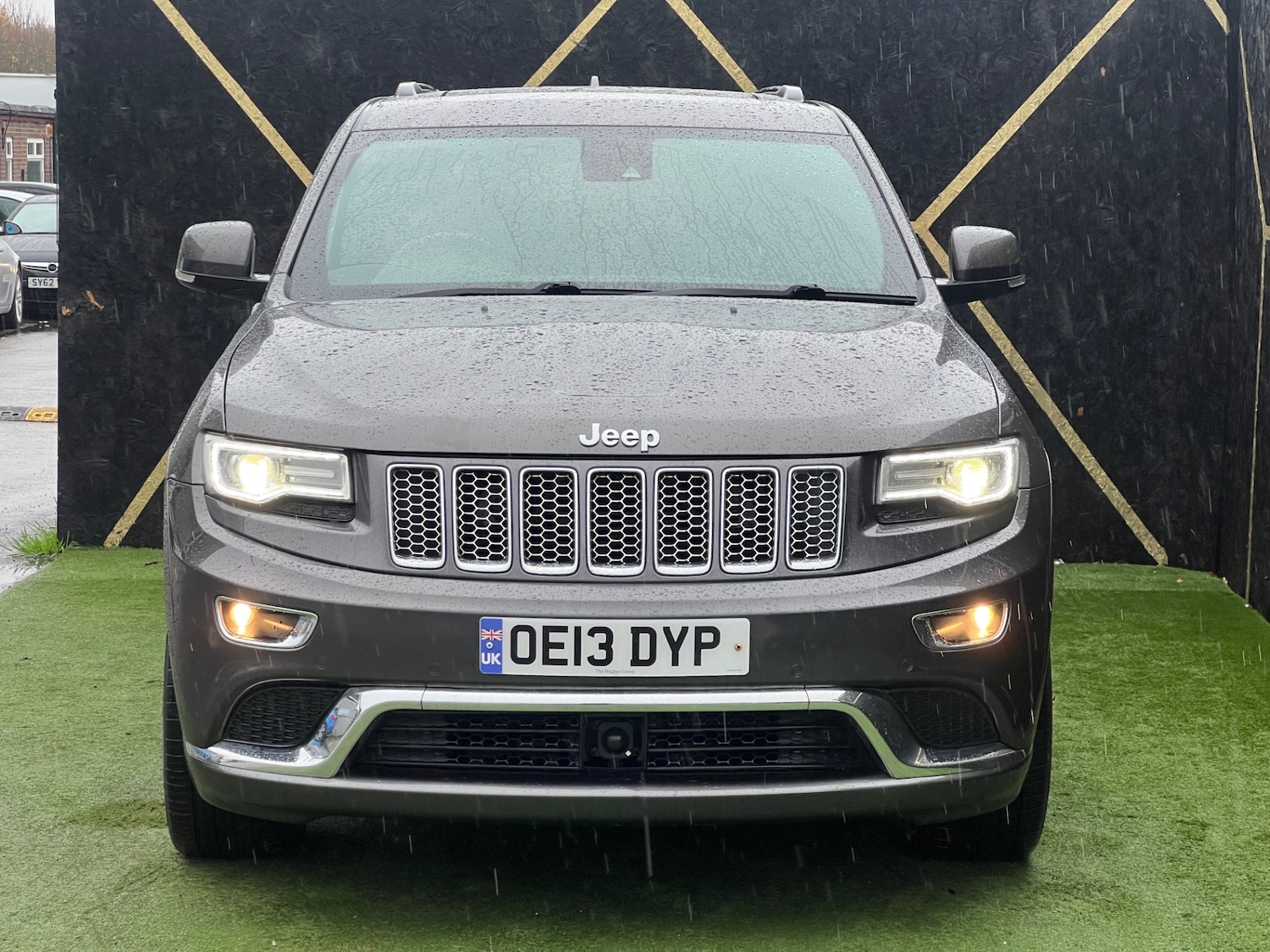 Used Jeep Grand Cherokee 2013 for sale - 76531796: Photo 2