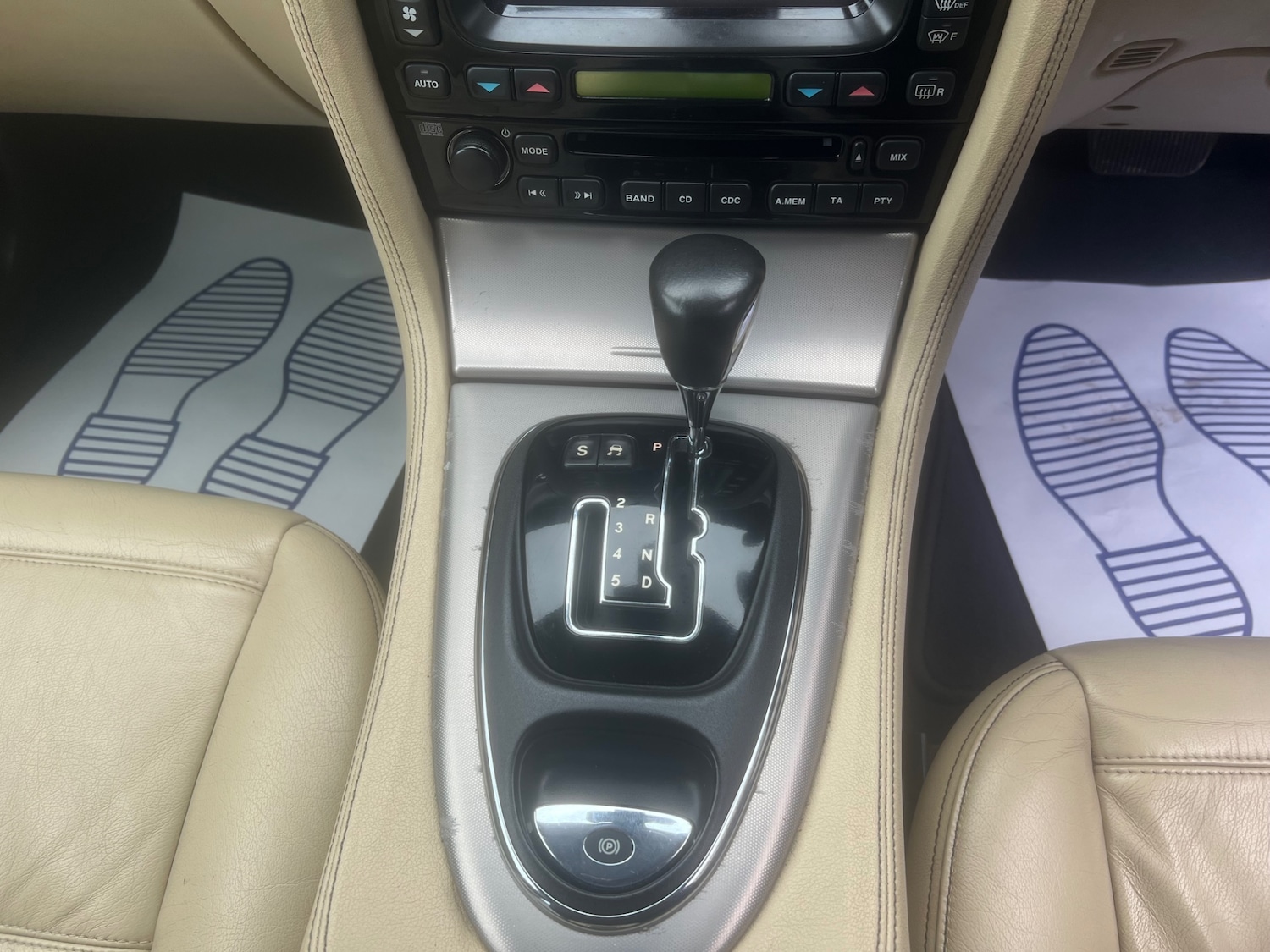 Used Jaguar XJ 2008 for sale - 78090538: Photo 12