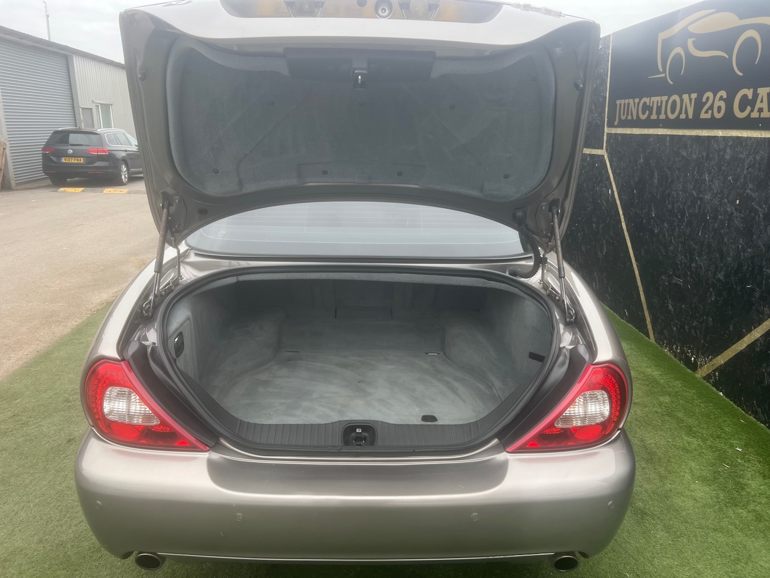 Used Jaguar XJ 2008 for sale - 78090538: Photo 15