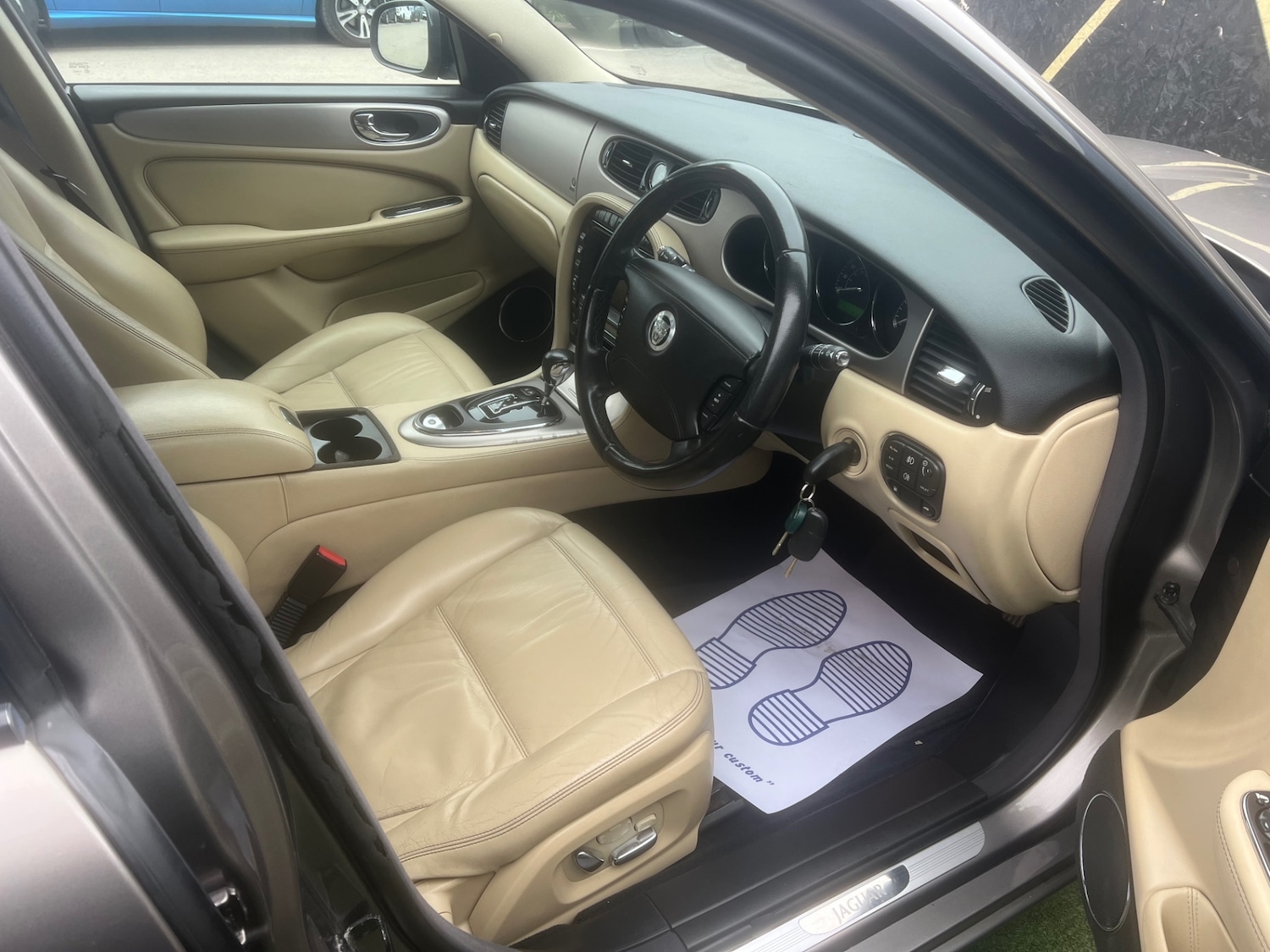 Used Jaguar XJ 2008 for sale - 78090538: Photo 8