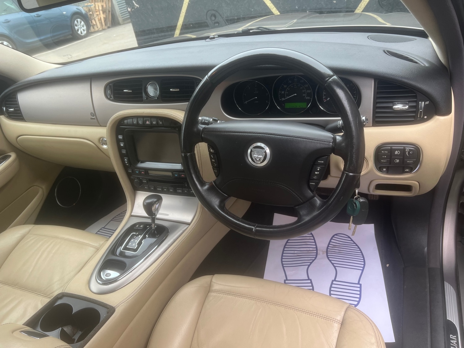 Used Jaguar XJ 2008 for sale - 78090538: Photo 9