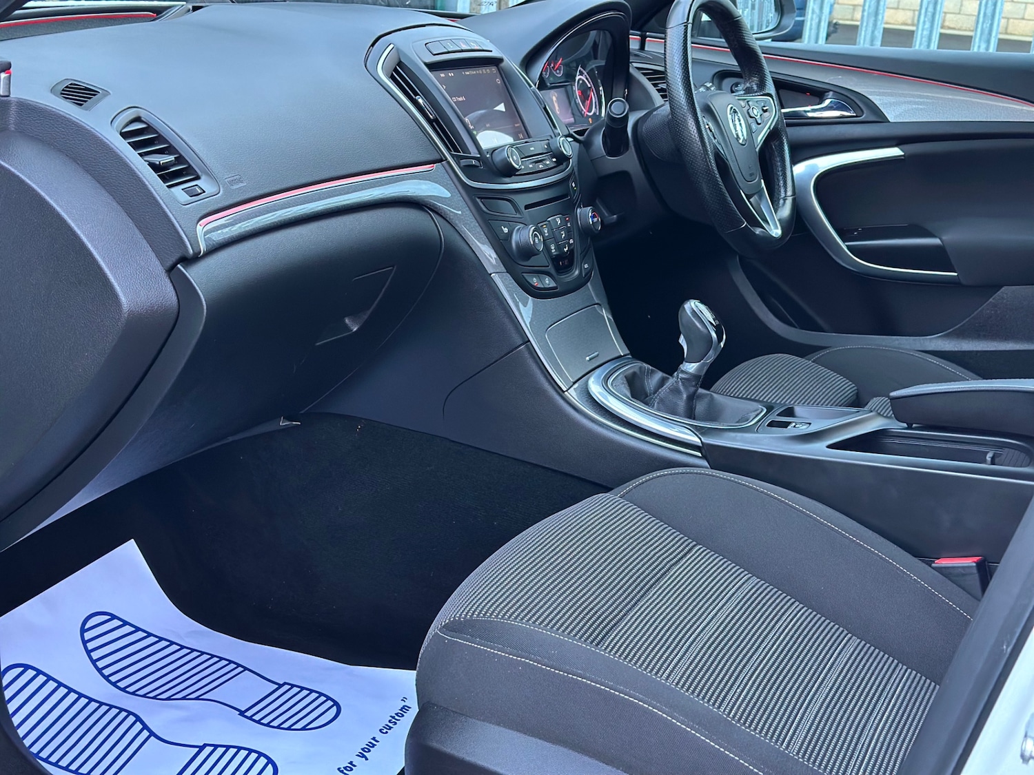 Used Vauxhall Insignia 2015 for sale - 77225111: Photo 9