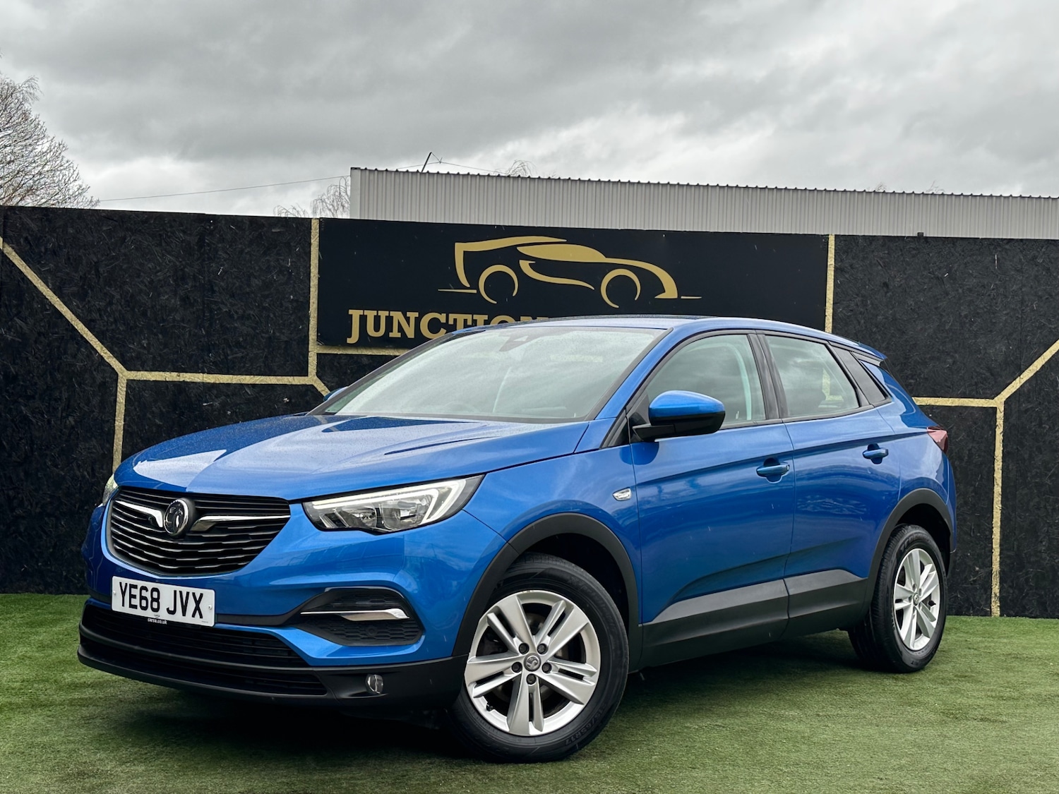 Used Vauxhall Grandland X 2018 for sale - 77678927: Photo 2
