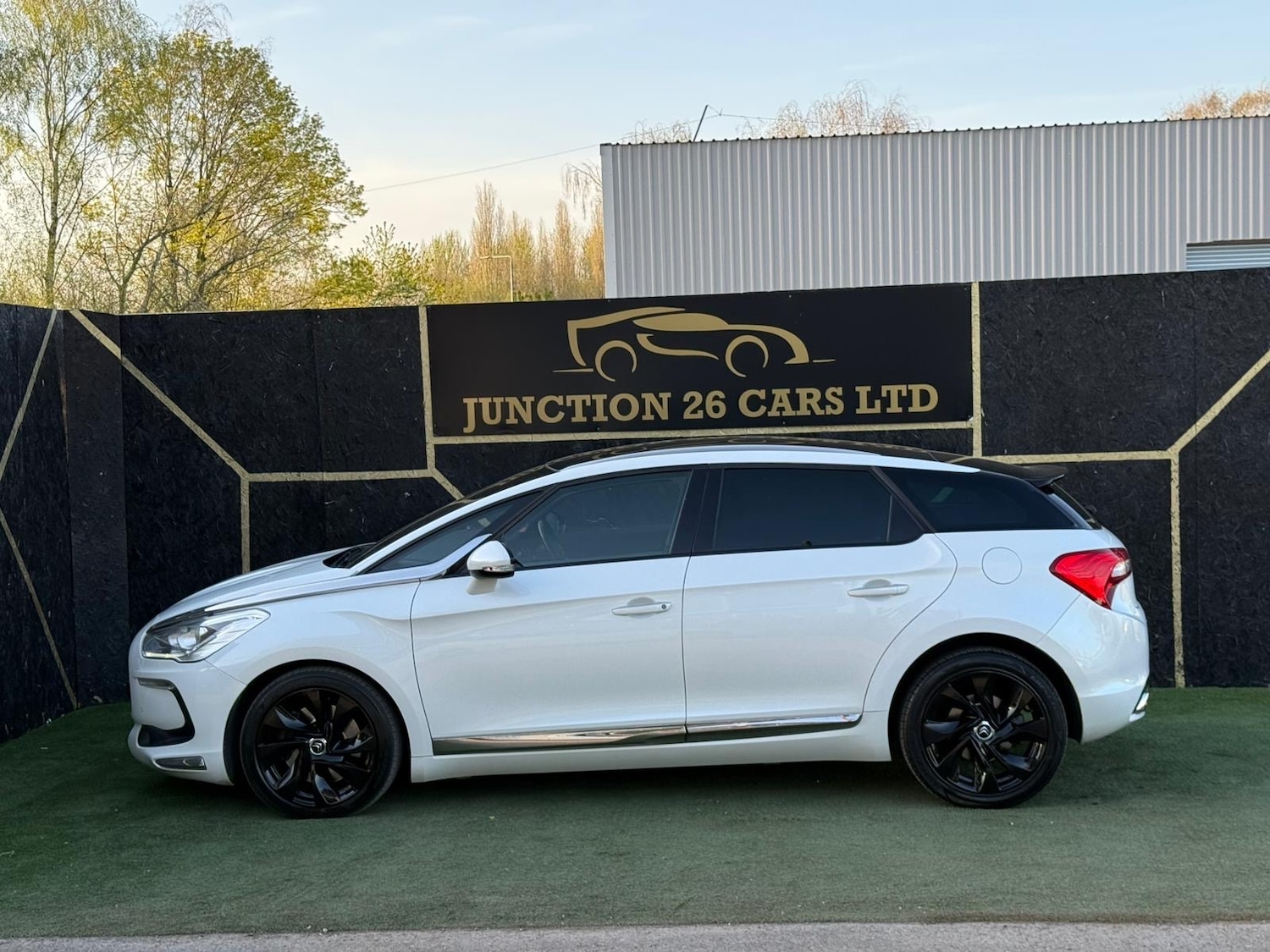 Used Citroen DS5 2014 for sale - 78168218: Photo 5