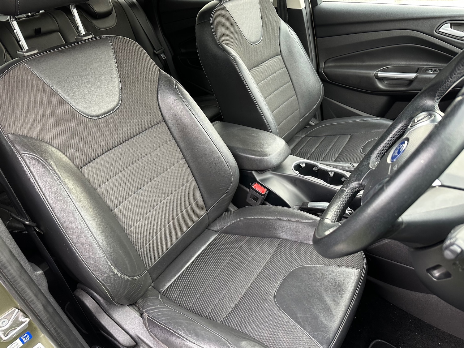 Used Ford Kuga 2016 for sale - 76831707: Photo 8