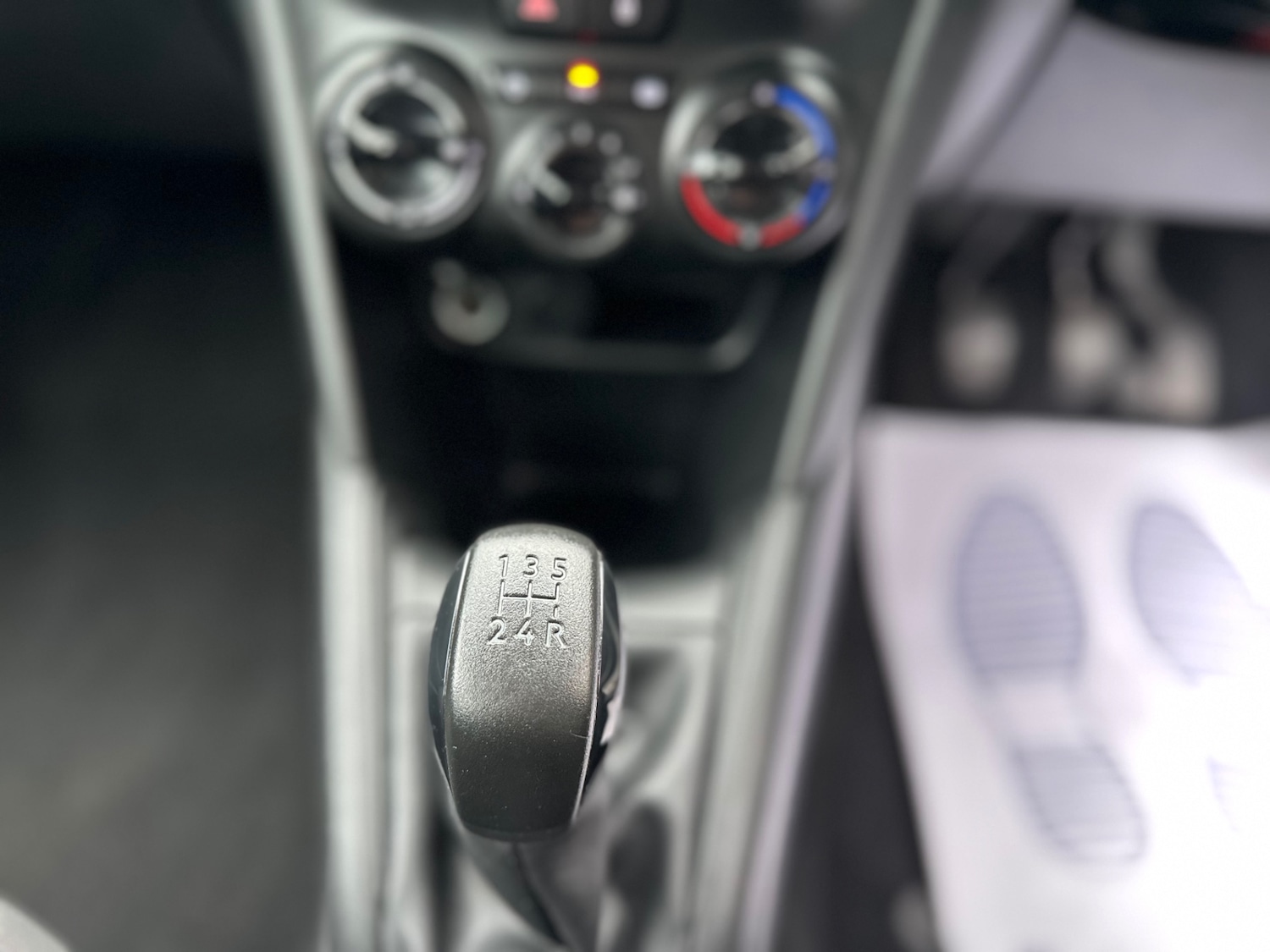 Used Peugeot 208 2014 for sale - 76969681: Photo 12