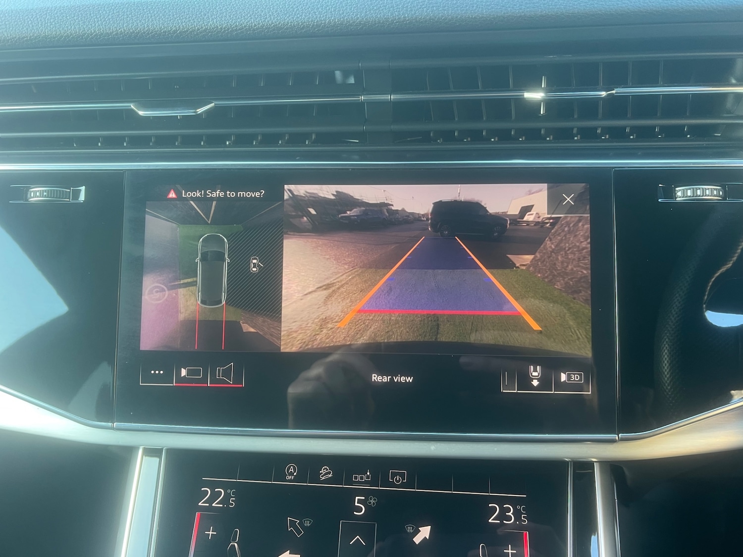 Used Audi Q8 2019 for sale - 76777083: Photo 12