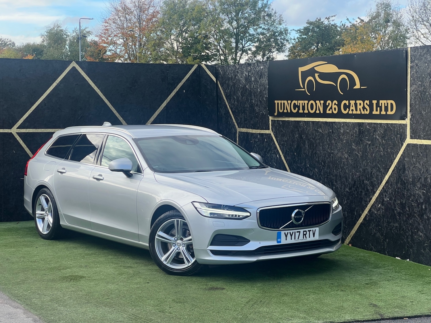 Used Volvo V90 2017 for sale - 76343046: Photo 1