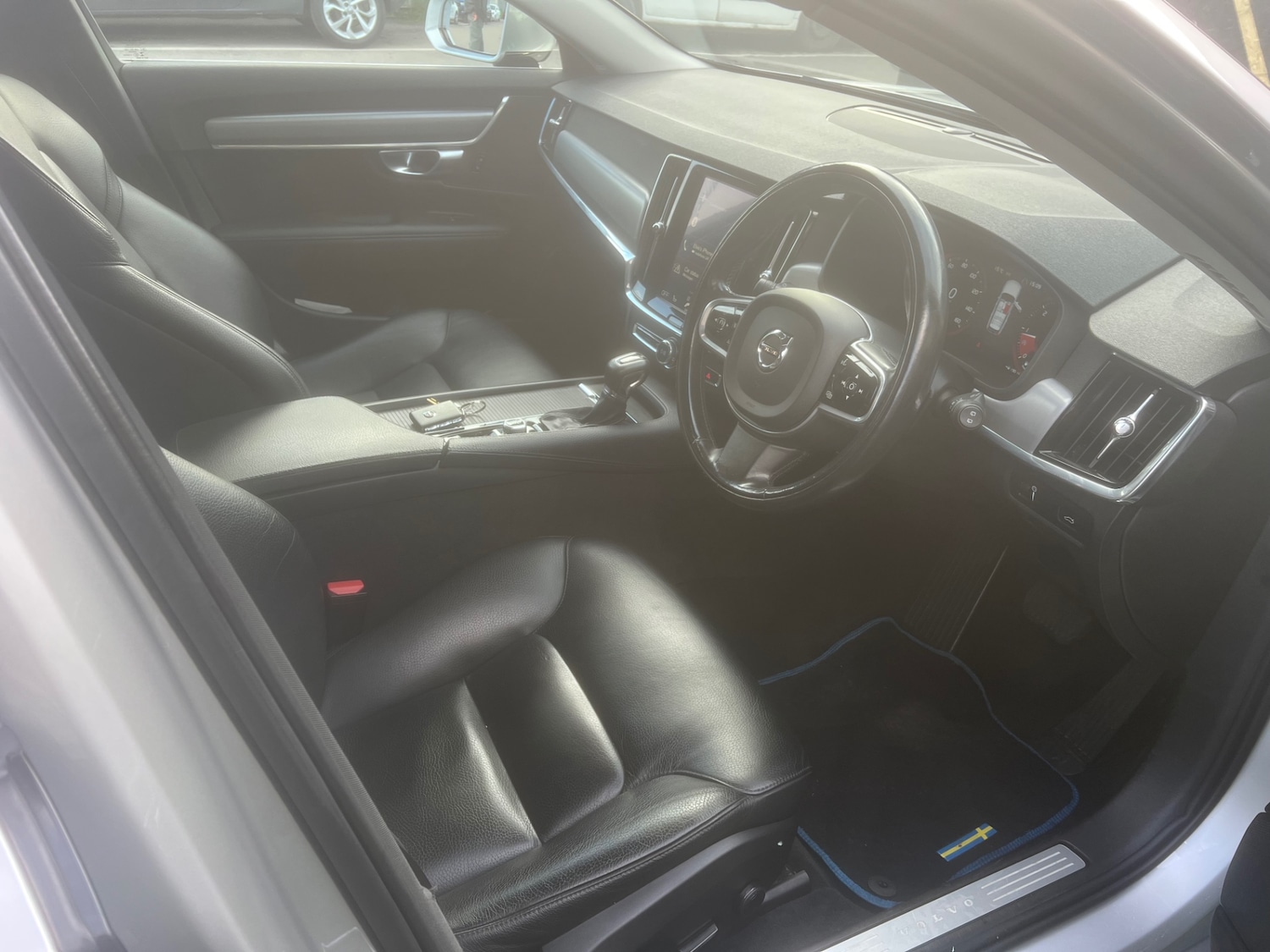 Used Volvo V90 2017 for sale - 76343046: Photo 8