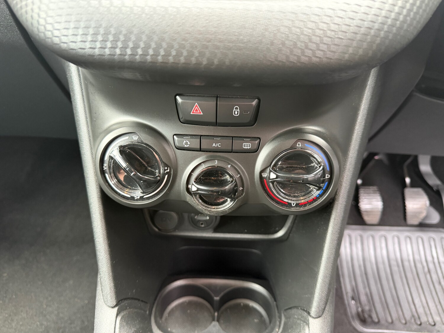 Used Peugeot 208 2018 for sale - 78013020: Photo 13