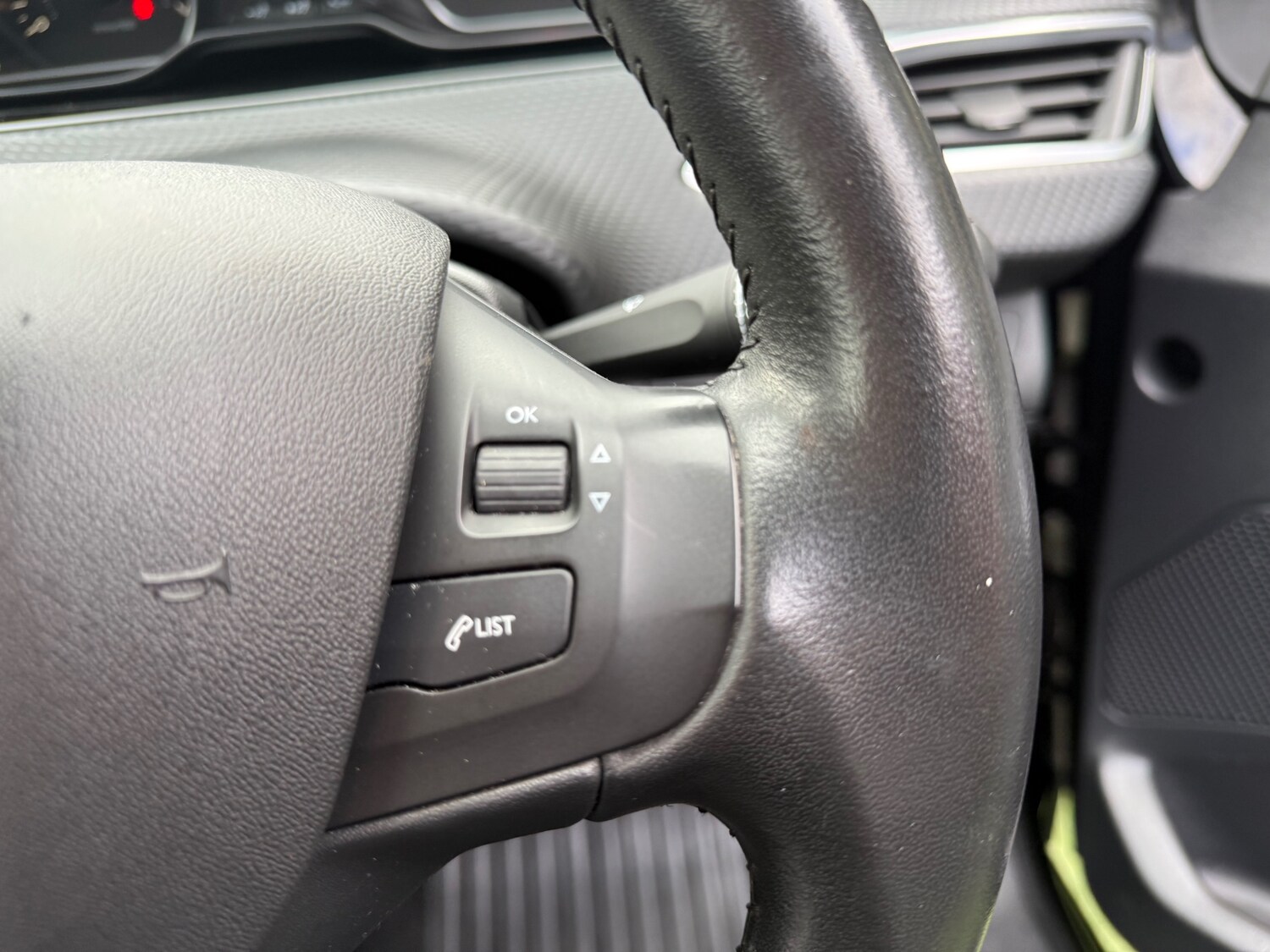 Used Peugeot 208 2018 for sale - 78013020: Photo 15