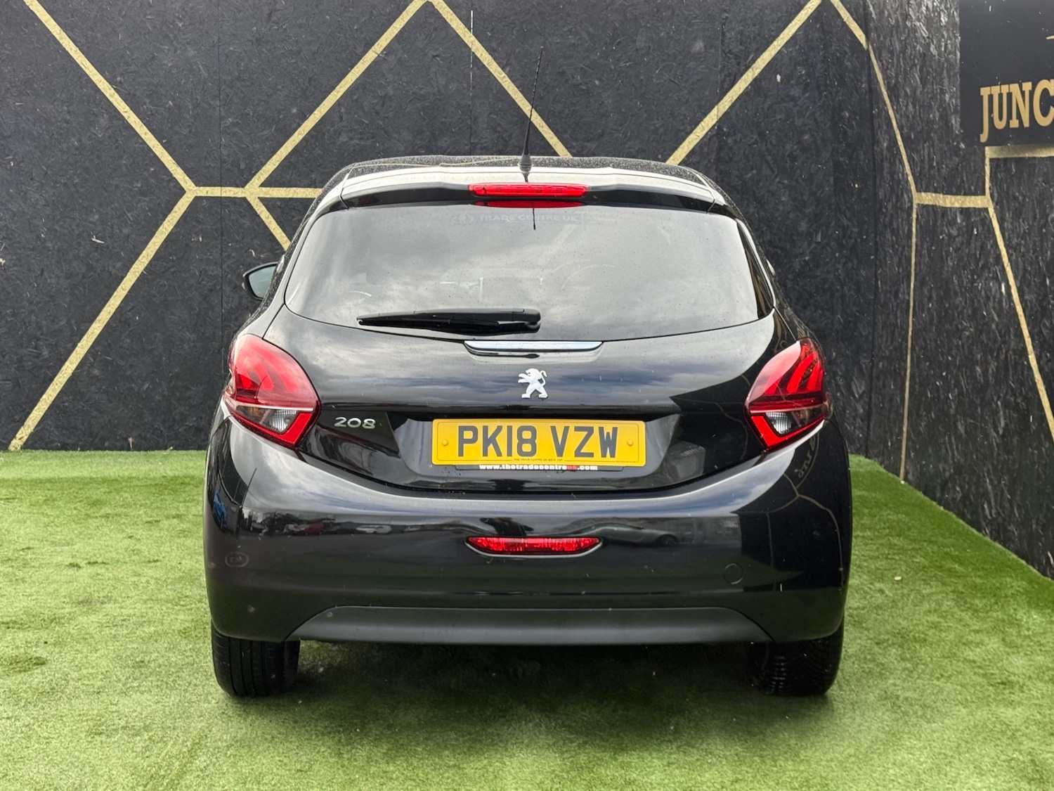 Used Peugeot 208 2018 for sale - 78013020: Photo 5