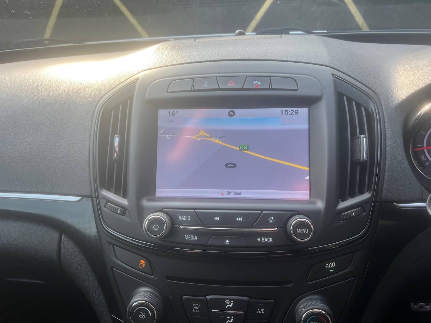 Used Vauxhall Insignia 2016 for sale - 77950504: Photo 11