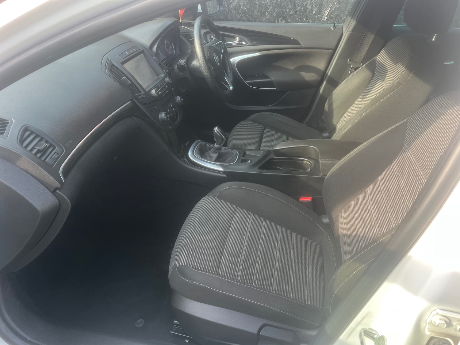 Used Vauxhall Insignia 2016 for sale - 77950504: Photo 6