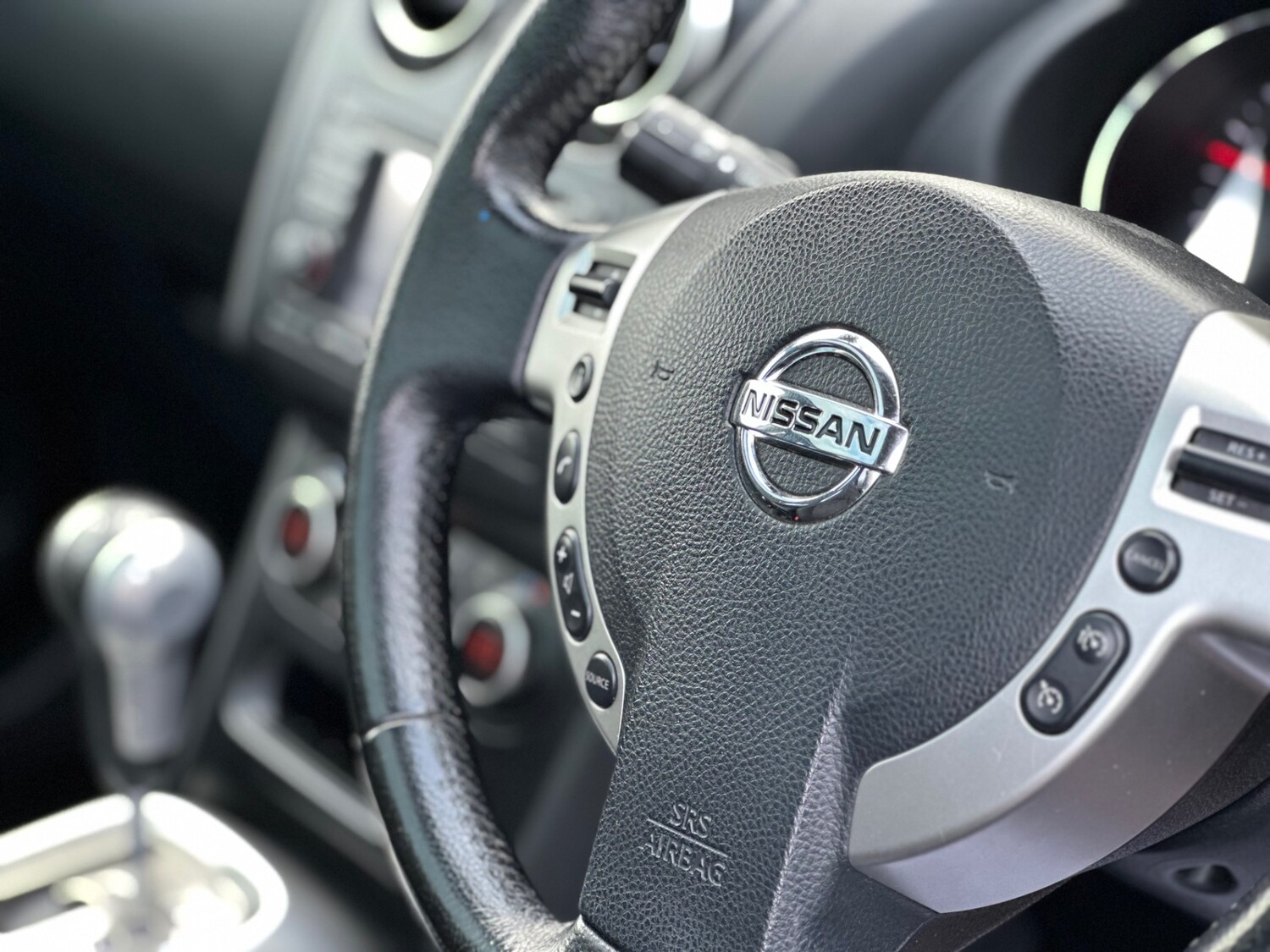 Used Nissan Qashqai 2011 for sale - 77352239: Photo 15