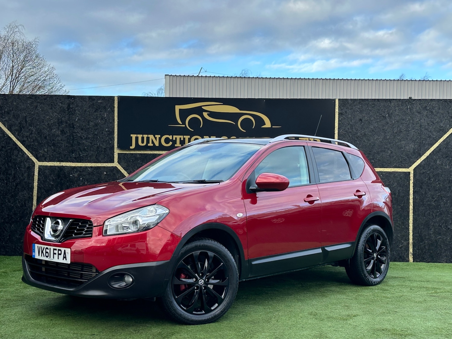 Used Nissan Qashqai 2011 for sale - 77352239: Photo 2