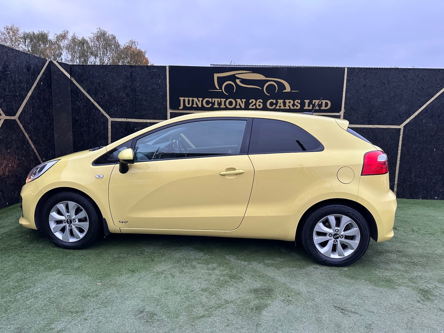 Used Kia Rio 2015 for sale - 76268196: Photo 4